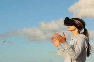 Can You Guess Virtual Reality Behaviour In The Future?