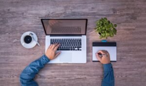 You’ll Need These 8 Graphic Design Business Skills to Succeed